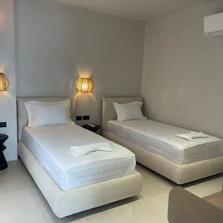 Willa Monkey Luxury Dhërmi