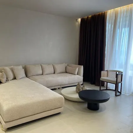 Monkey Luxury